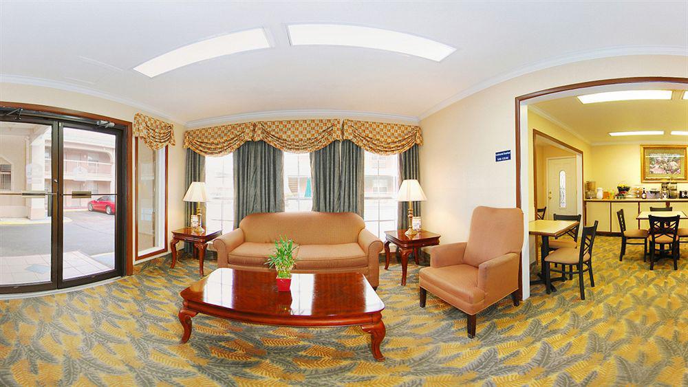 Quality Inn & Suites North Springfield Exteriör bild